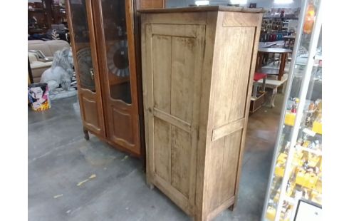 BONNETIERE BOIS BLANC