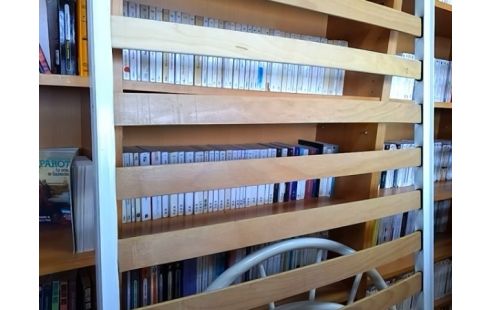 LIT METAL BLANC AVEC SOMMIER A LATTES 90X190