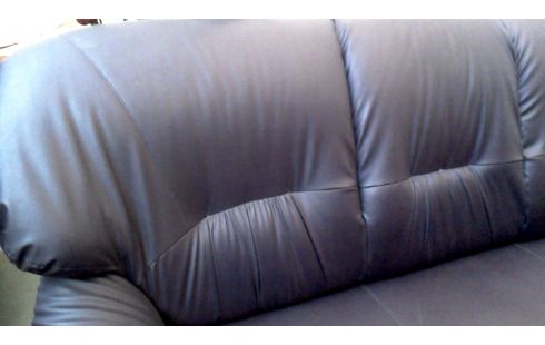 BUTACA. 3 PLAZAS NEGRO IMITACIÓN CUERO