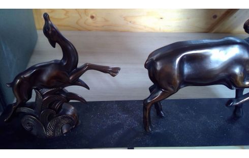 BEELD GAZELLES ART DECO