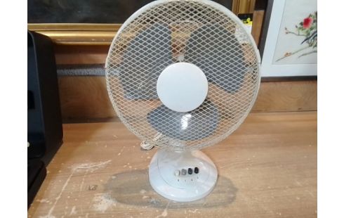VENTILATEUR SUR PIED