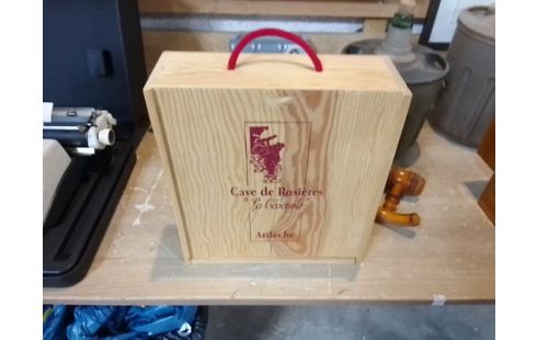 CAISSE BOUTEILLES BOIS