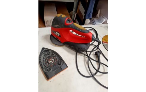 PONCEUSE VIBRANTE BLACK ET DECKER + ACC RSV