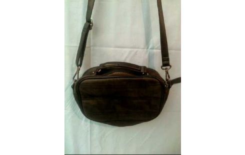 UMÄNGETASCHE LEDEROPT. SCHWARZ