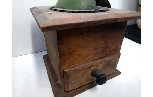 MOULIN A CAFE ANCIEN