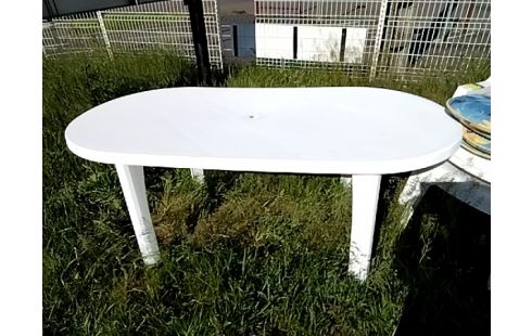 TABLE Jardin avec 4 chaises