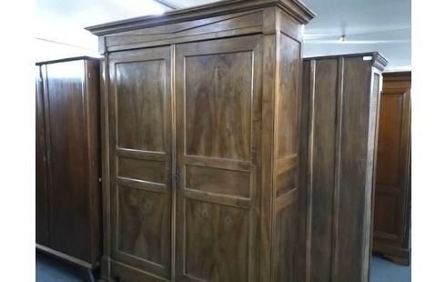 ARMOIRE ANCIENNE NOYER