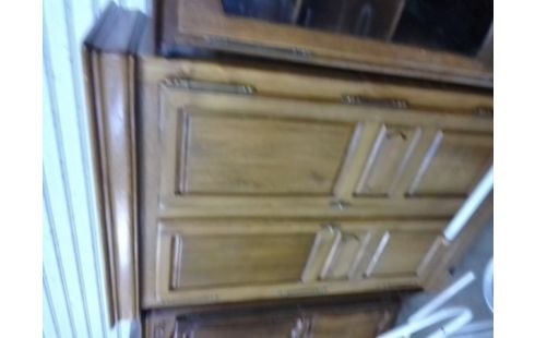 ARMOIRE 2 PORTES BOIS MASSIF