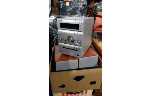 CADENA HIFI SONY MP3