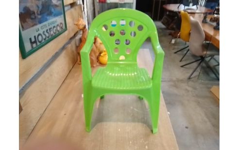 CHAISE ENFANT PLASTIQUE