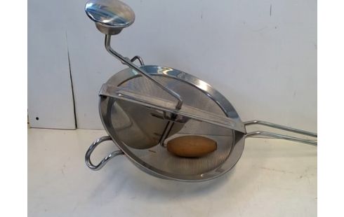 MOULIN A COULIS INOX