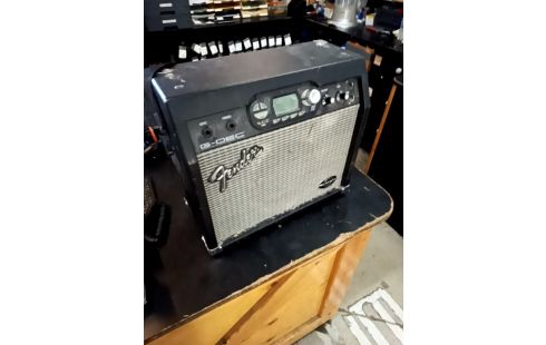 AMPLIFICATEUR FENDER + ACC RES