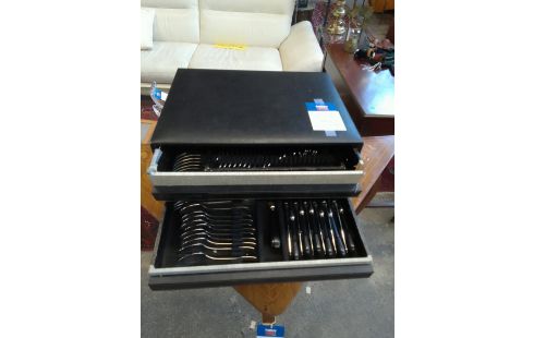 MENAGERE CHRISTOFLE ACIER