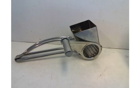 Rape à légumes MANUEL