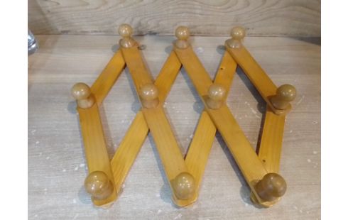 PATERE RETRACTABLE BOIS