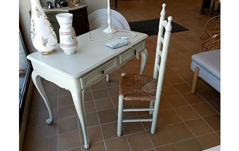 TABLE D'APPOINT PATINE BLANCHE  2 TIROIRS+CHAISE
