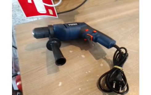 PERCEUSE VISSEUSE FERM