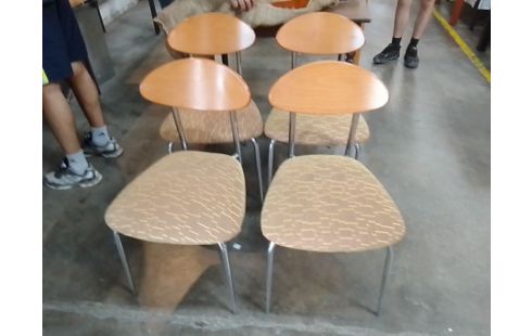 4 CHAISES BOIS METAL TISSU
