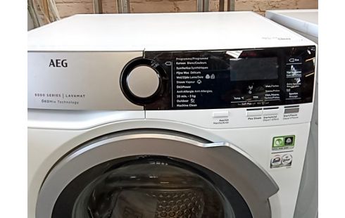 MACHINE A LAVER aeg 8000 series okomix technology
