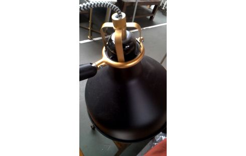 BUREAULAMP IKEA RANARP ZWART MET GOUD