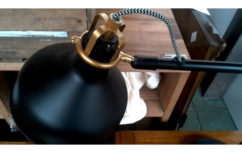 BUREAULAMP IKEA RANARP ZWART MET GOUD