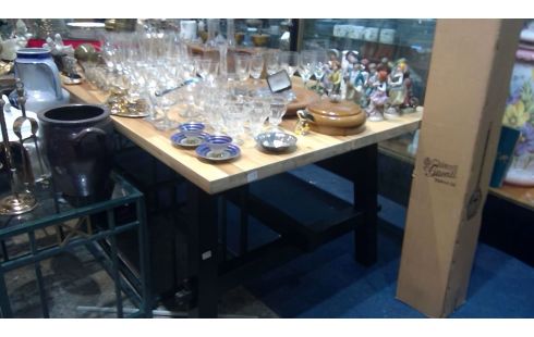 TABLE IKEA SKOGSTA 235X100CM