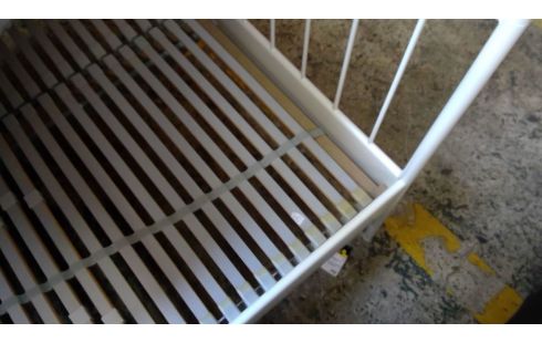 LIT METAL BLANC IKEA 140X200 + SOMMIER