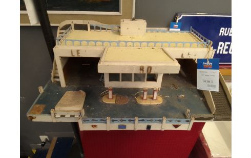 JOUET GARAGE VINTAGE