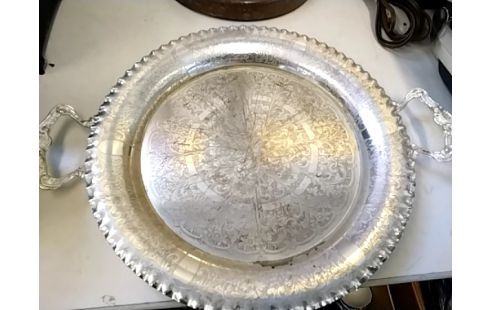 PLATEAU ROND METAL ANSES