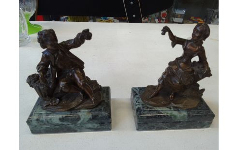 POSTURE BRONZE PRESSE LIVRES COUPLE