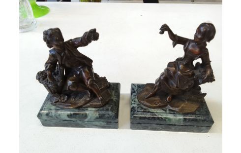 POSTURE BRONZE PRESSE LIVRES COUPLE