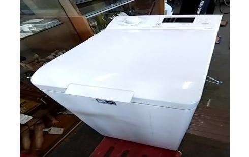 MACHINE A LAVER ELECTROLUX 1200T