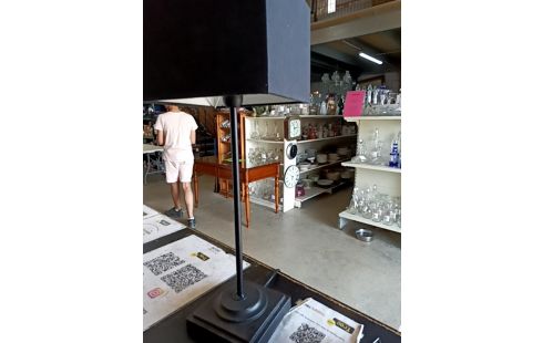 LAMPE DE SALON MODERNE