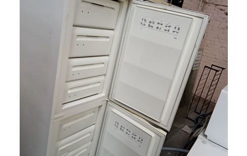 CONGELATEUR 2 PORTES AFB3580 HILTON