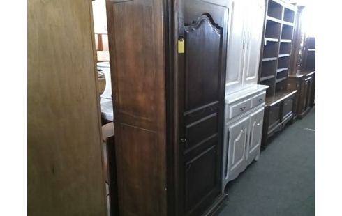 BONNETIERE AVEC PENDERIE ET MIROIR INTERIEURE