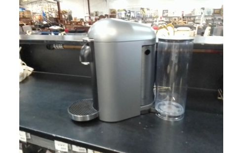 CAFETIERE ELECTRIQUE NESPRESSO VERTUO PLUS