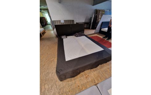 LIT BOXSPRING OLIVIER STRELLI