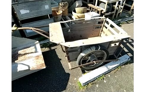 REMORQUE A VELOS EN L'ÉTAT