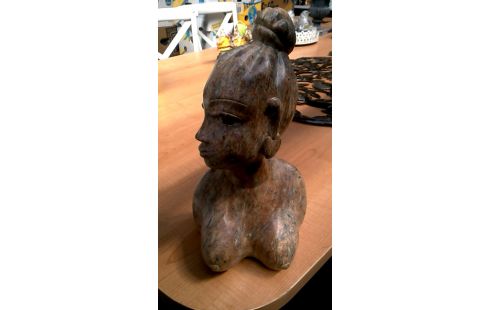 BUSTE VROUW SPEKSTEEN