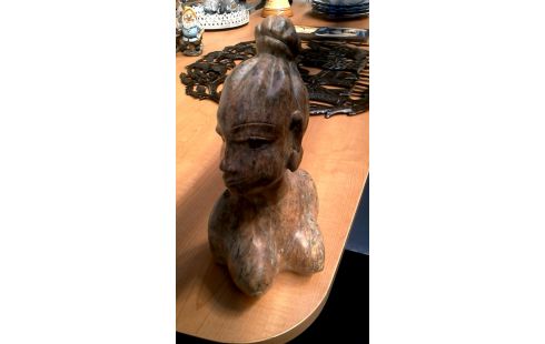 BUSTE VROUW SPEKSTEEN