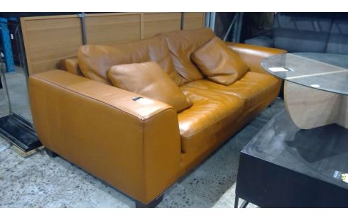 WOHNZIMMER ROCHE ET BOBOIS IM DERZEITIGEN ZUSTAND