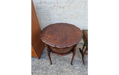 TABLE BASSE CLASSIQUE