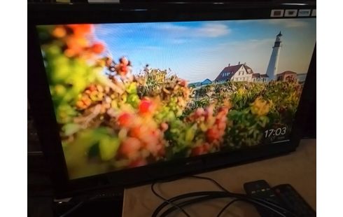 TELEVISEUR AYA 55 CM AVEC DECODEUR TNT HD + TELECOMMANDE