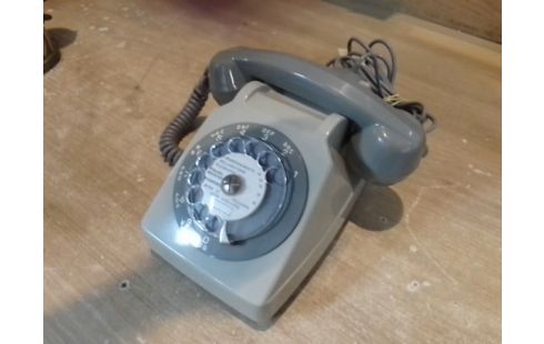 TELEPHONE A CADRAN DECO