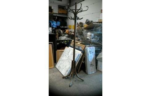 KLEIDERSTÄNDER, , HOLZ