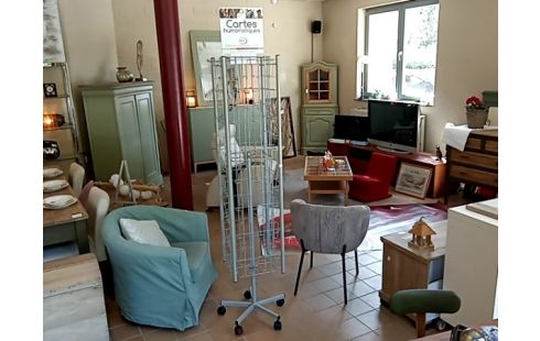 PRESENTOIR tourniquet pour cartes postales