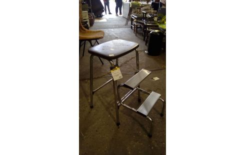 TRITTLEITER 1 IM VINTAGE-STIL