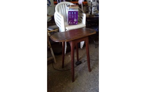 TABLE D'APPOINT