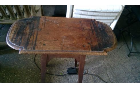 TABLE D'APPOINT
