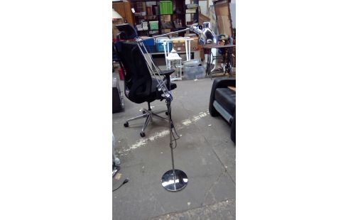 STAANDE LAMP IKEA CHROOM